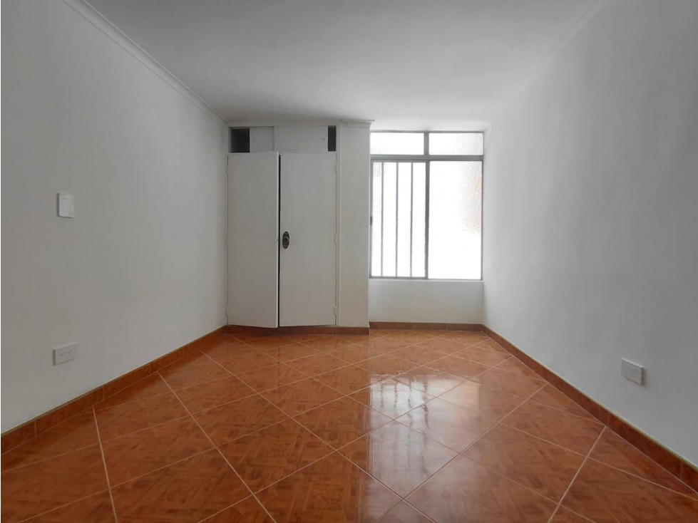 Apartamento en arriendo en Laureles, Medellín · foto 21 de 24