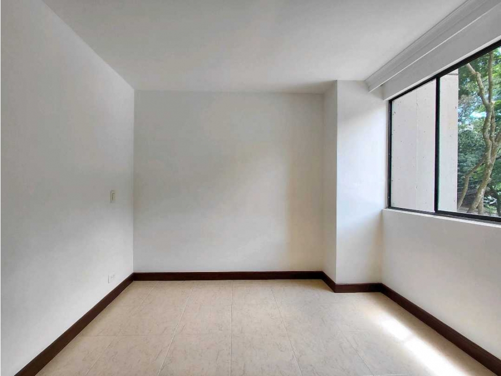 Apartamento en venta en El Poblado, Medellín · foto 19 de 24