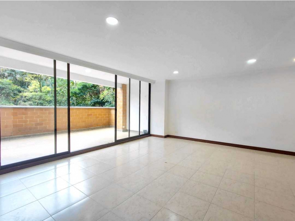 Apartamento en venta en El Poblado, Medellín · foto 24 de 24