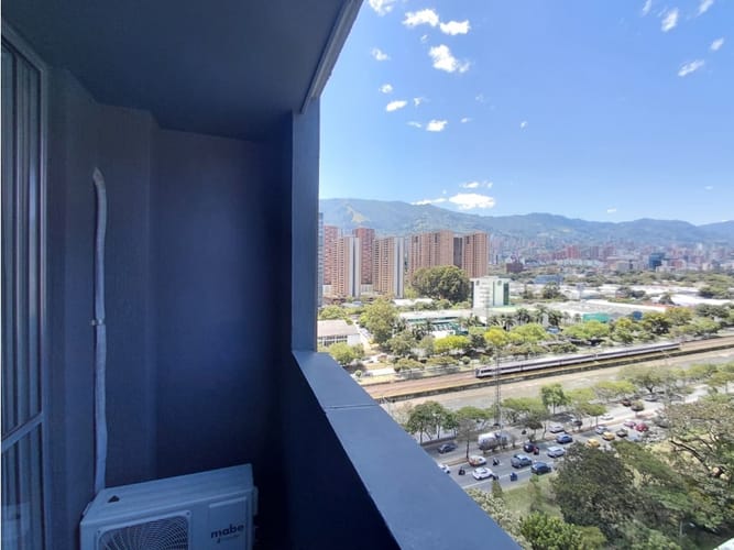 Apartamento de 1 alcoba en arriendo en Perpetuo Socorro, Medellín, 42 m² · foto 12 de 20