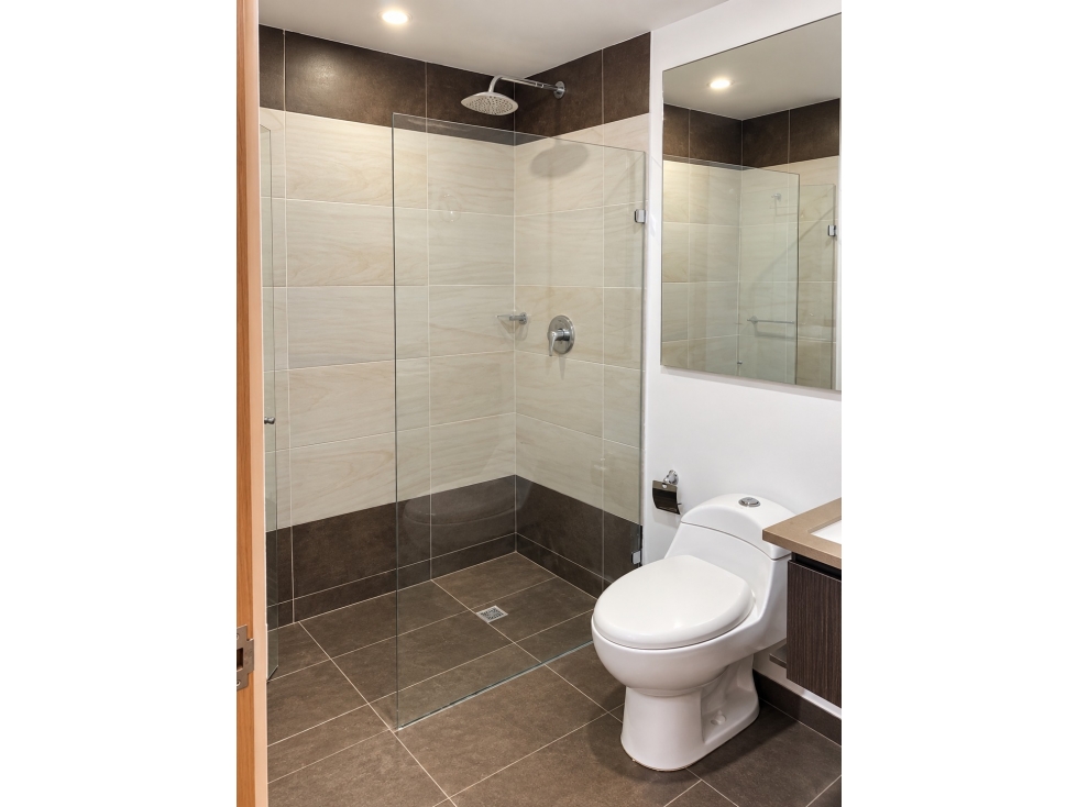 Apartamento en arriendo en El Portal, Envigado · foto 10 de 12