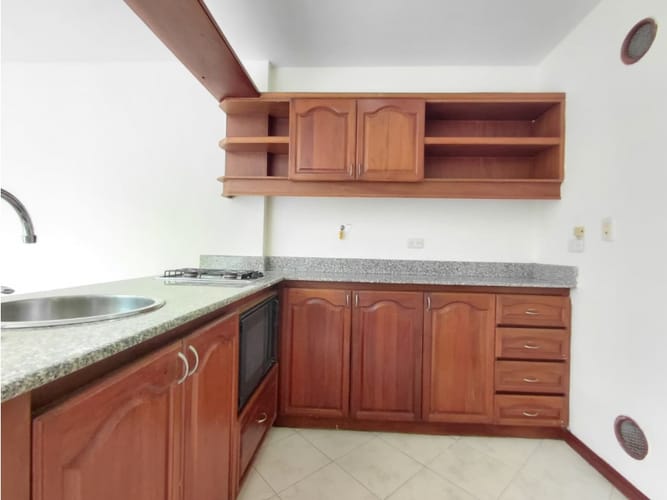 Apartamento de 1 alcoba en arriendo en Los Balsos, Medellín, 48 m² · foto 3 de 19