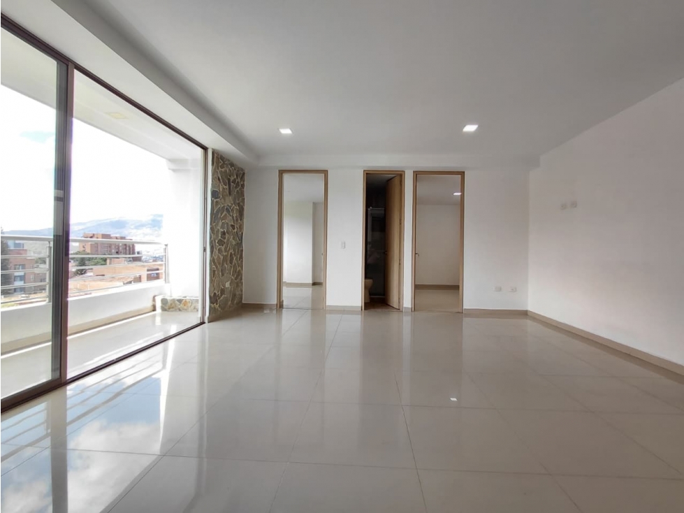 Apartamento en venta en La Almeria, Medellín · foto 6 de 24