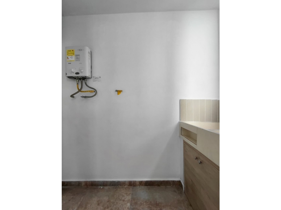 Apartamento en venta en La Almeria, Medellín · foto 11 de 24