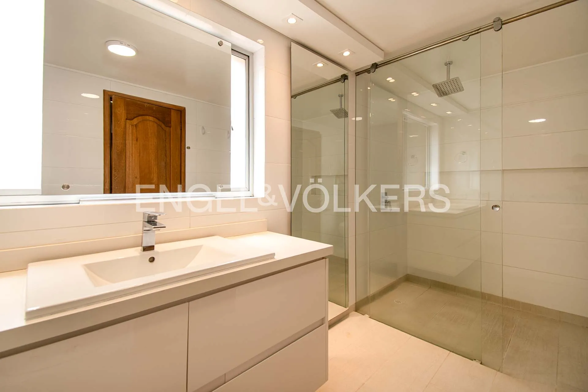 Apartamento en venta en Los Rosales, Bogotá · foto 16 de 19