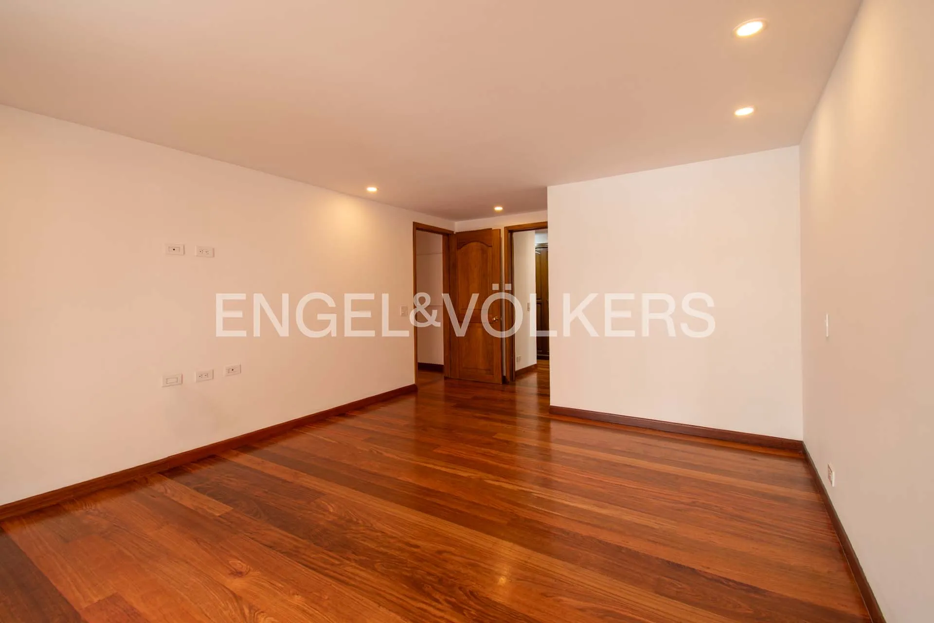 Apartamento en venta en Los Rosales, Bogotá · foto 14 de 19