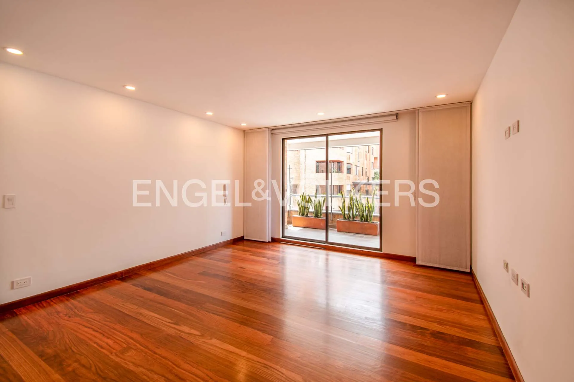 Apartamento en venta en Los Rosales, Bogotá · foto 13 de 19