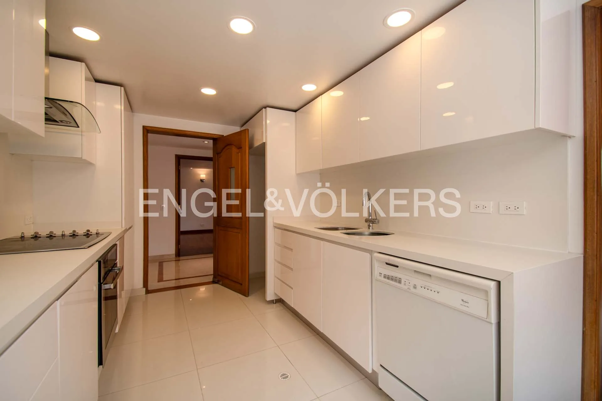 Apartamento en venta en Los Rosales, Bogotá · foto 10 de 19