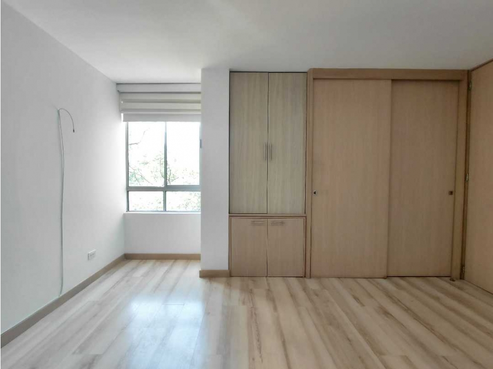 Apartamento en arriendo en Loma Del Escobero, Envigado · foto 8 de 21