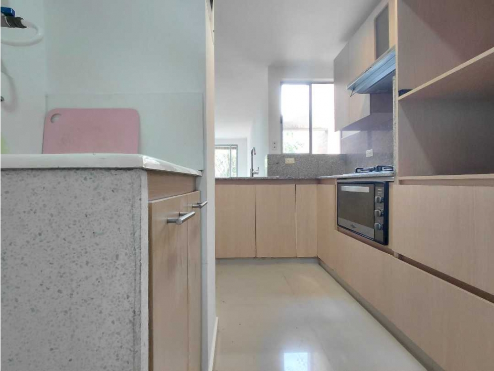 Apartamento en arriendo en Loma Del Escobero, Envigado · foto 9 de 21