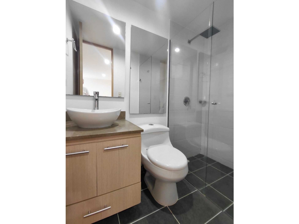 Apartamento en arriendo en Loma Del Escobero, Envigado · foto 21 de 21