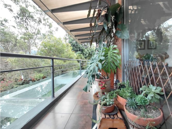 Casa de 5 alcobas en venta en La Inmaculada, Envigado, 194 m² · foto 23 de 24