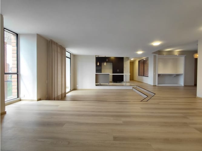 Apartamento de 3 alcobas en arriendo en San Lucas, Medellín, 170 m² · foto 4 de 24