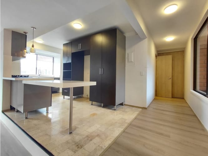 Apartamento de 3 alcobas en arriendo en San Lucas, Medellín, 170 m² · foto 5 de 24