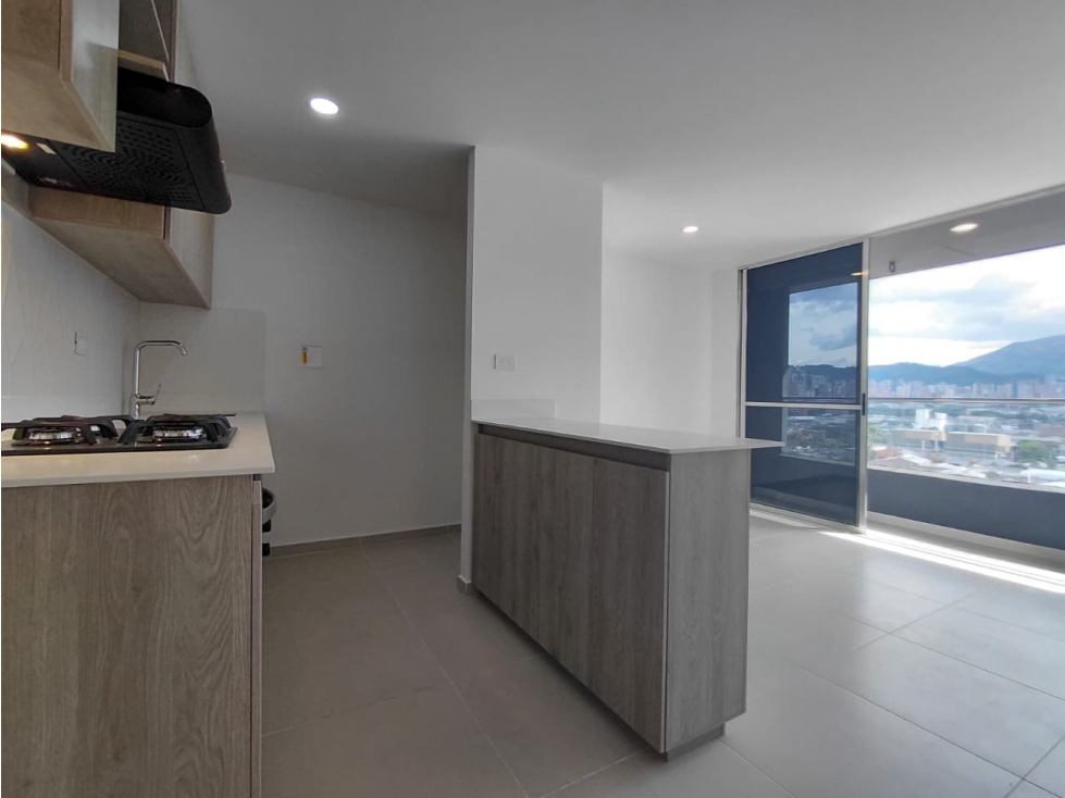 Apartamento en venta en Zona Industrial No. 1, Itagüí · foto 3 de 24