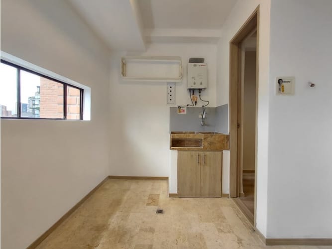 Apartamento de 3 alcobas en arriendo en San Lucas, Medellín, 170 m² · foto 17 de 24