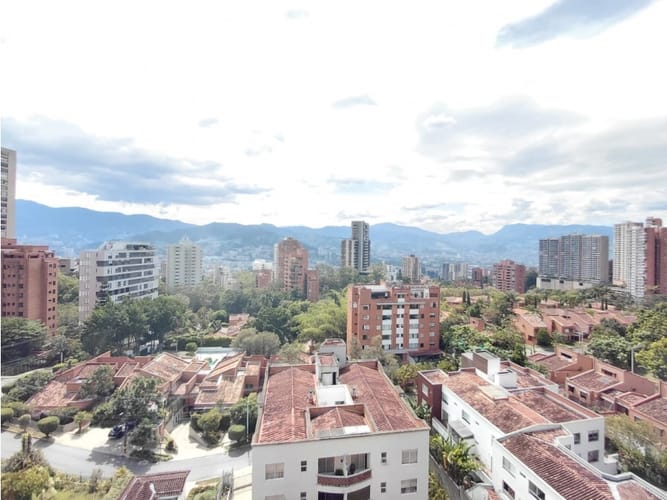Apartamento de 3 alcobas en arriendo en San Lucas, Medellín, 170 m² · foto 23 de 24