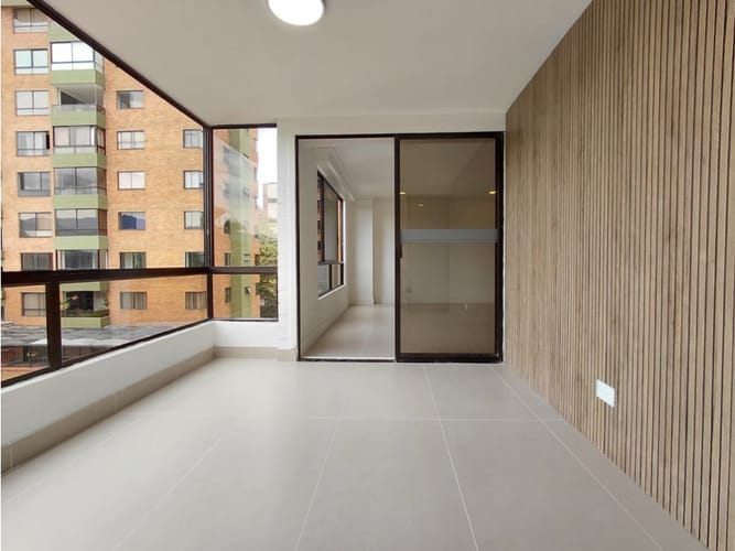 Apartamento en venta en Oviedo, Medellín · foto 18 de 24