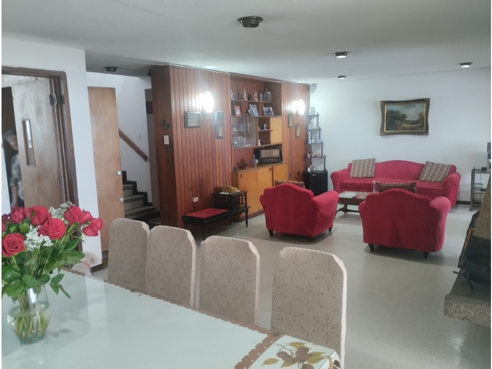 Casa en venta en Barrios Unidos, Bogotá · foto 6 de 24
