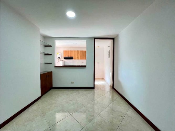 Apartamento de 2 alcobas en venta en Abadia Del Campo, Envigado, 70 m² · foto 2 de 17