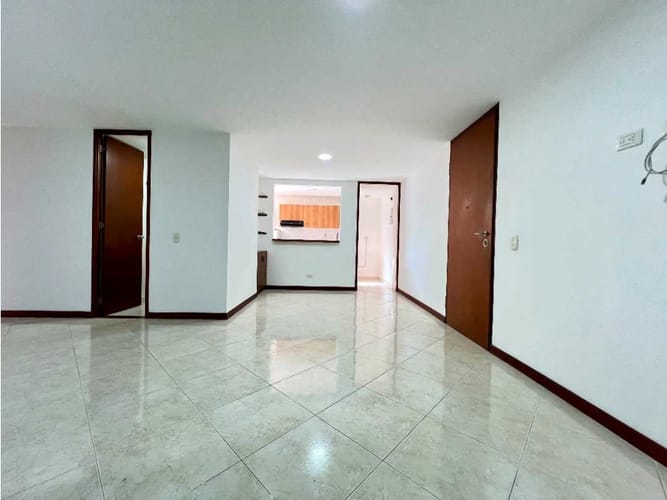 Apartamento de 2 alcobas en venta en Abadia Del Campo, Envigado, 70 m² · foto 12 de 17