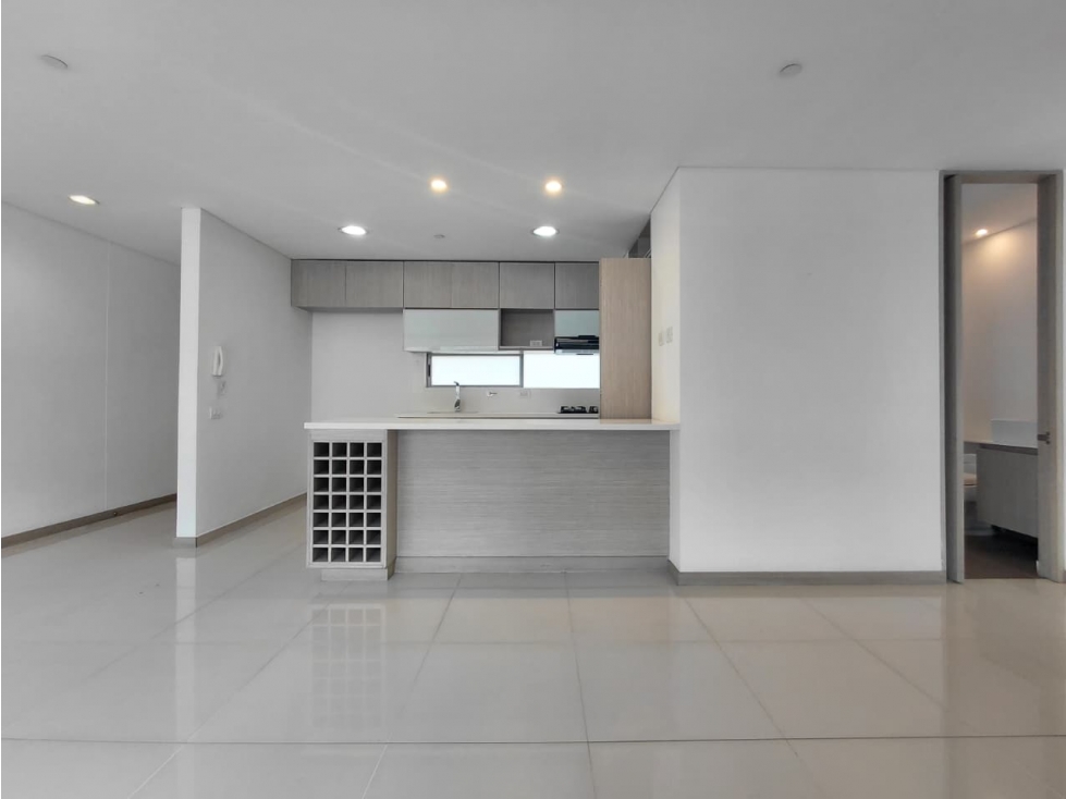Apartamento en arriendo en Claraval, Envigado · foto 2 de 24