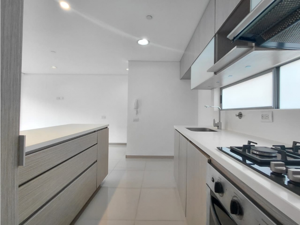 Apartamento en arriendo en Claraval, Envigado · foto 4 de 24