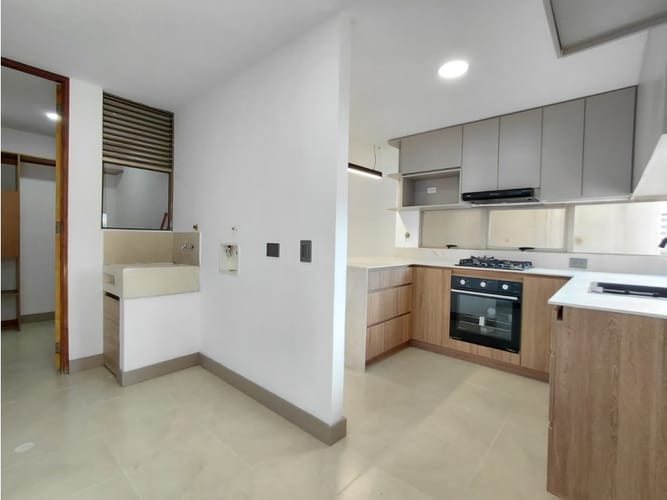 Apartamento en arriendo en Alejandria, Medellín · foto 8 de 24