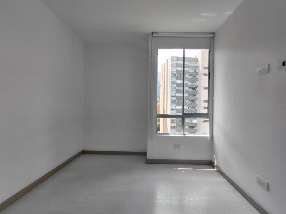 Apartamento en arriendo en Claraval, Envigado · foto 24 de 24