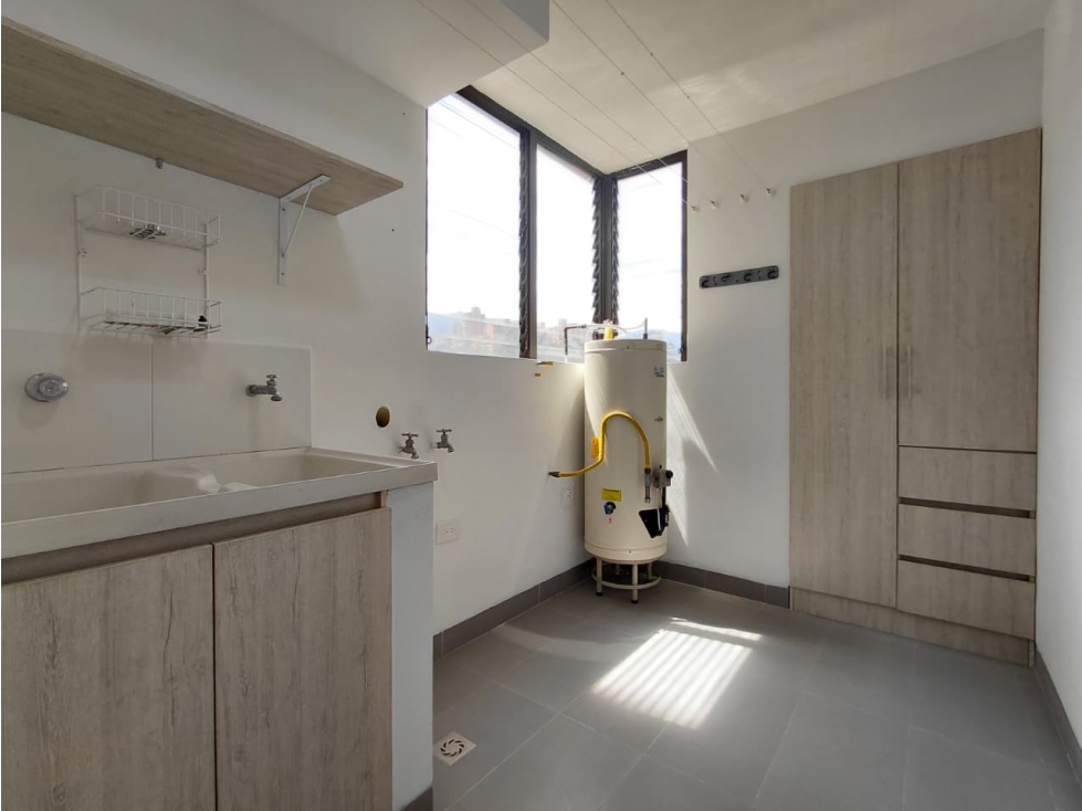 Apartamento en venta en Alejandria, Medellín · foto 14 de 24