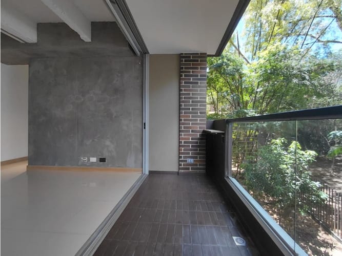 Apartamento de 2 alcobas en arriendo en Los Balsos, Medellín, 77 m² · foto 6 de 24