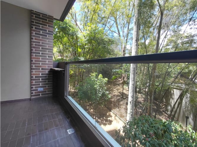 Apartamento de 2 alcobas en arriendo en Los Balsos, Medellín, 77 m² · foto 10 de 24