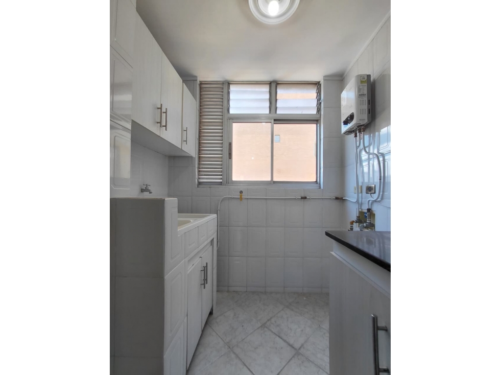 Apartamento en venta en Laureles, Medellín · foto 8 de 24