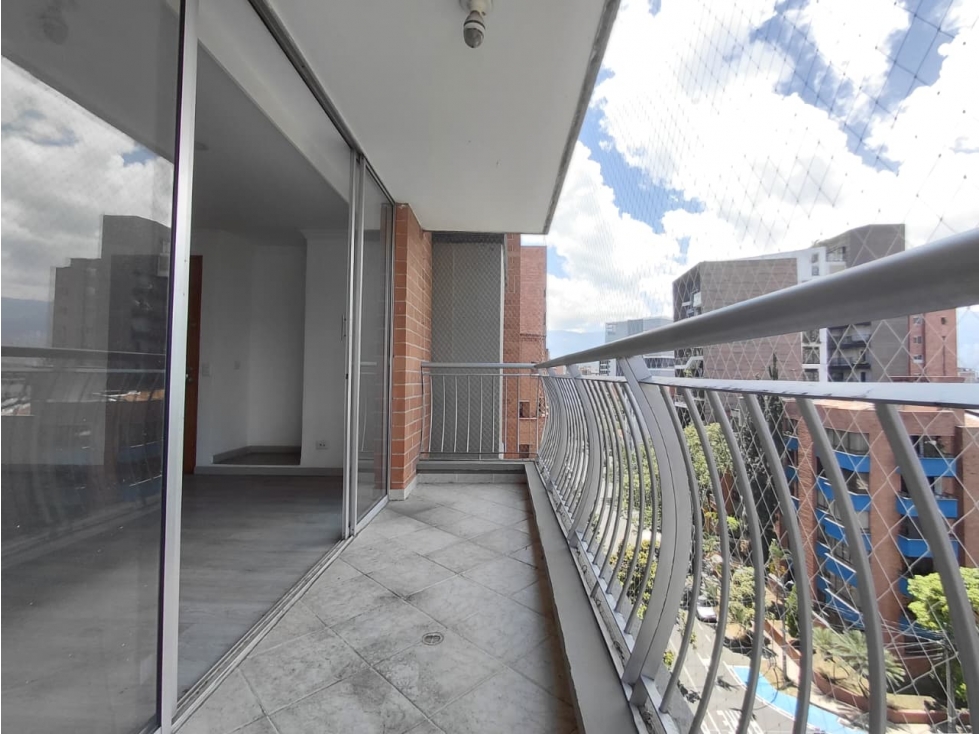 Apartamento en venta en Laureles, Medellín · foto 9 de 24