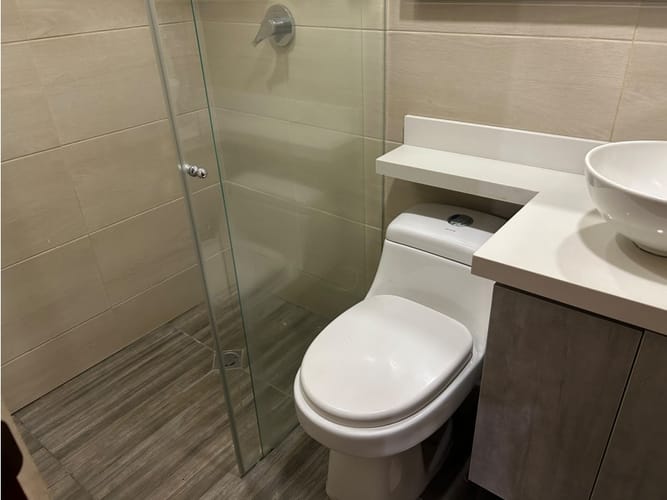 Casa de 11 alcobas en venta en Belén Los Alpes, Medellín, 396 m² · foto 21 de 24