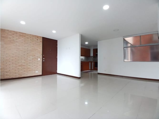 Apartamento en venta en Cumbres, Envigado · foto 6 de 24