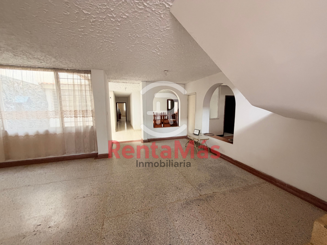 Casa de 8 alcobas en venta en La Ceiba, Cúcuta, 458 m² · foto 8 de 24