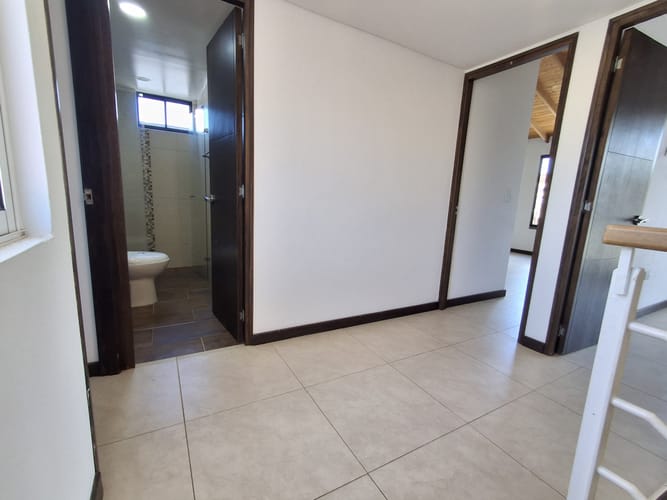 Casa de 4 alcobas en venta en Guamito, La Ceja, 164 m² · foto 13 de 24