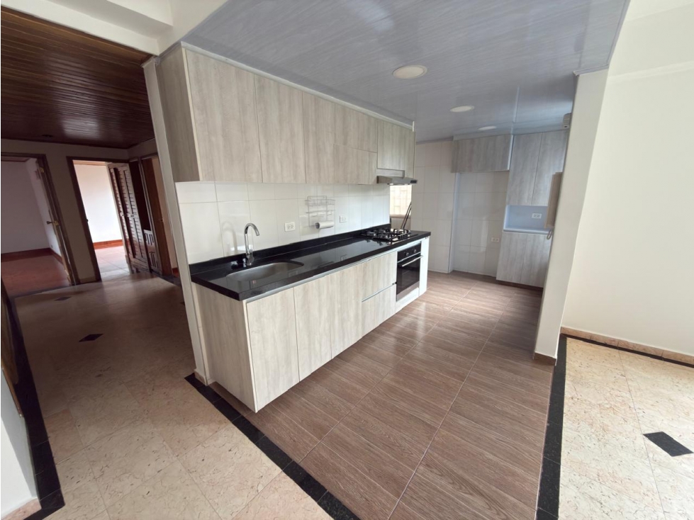 Apartamento en venta en Ciudad Salitre Oriental, Bogotá · foto 2 de 12