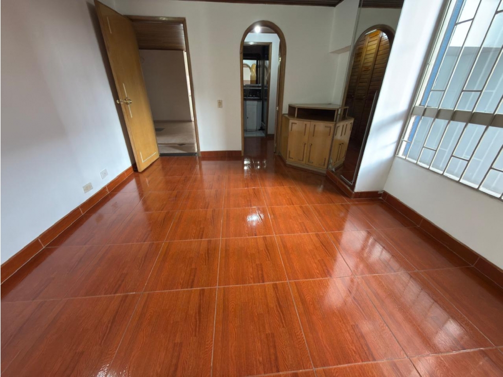 Apartamento en venta en Ciudad Salitre Oriental, Bogotá · foto 5 de 12