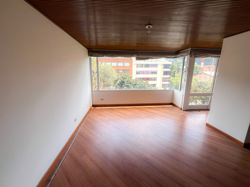 Apartamento en venta en Santa Barbara, Bogotá · foto 3 de 12