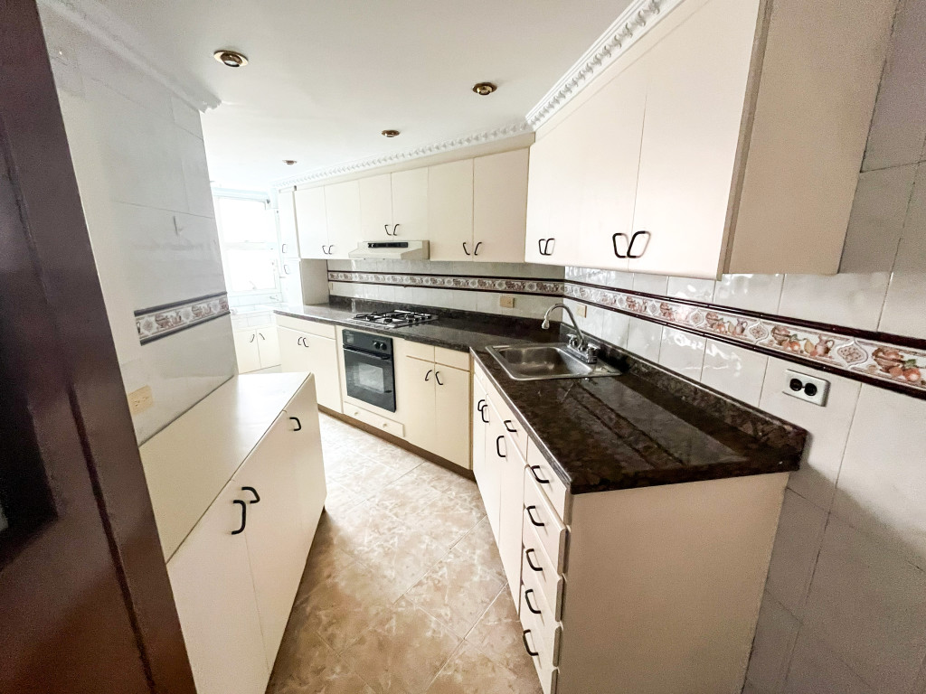 Apartamento en venta en Santa Barbara, Bogotá · foto 11 de 12