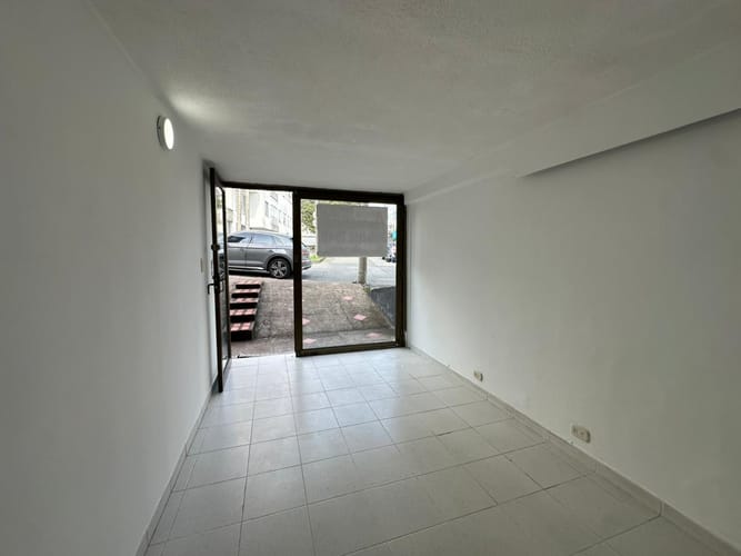 Local en arriendo en Guayacanes, Manizales, 20 m² · foto 3 de 15