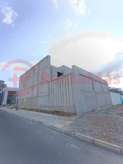 Casa de 3 alcobas en venta en Santander, Villa del Rosario, 339 m² · foto 3 de 10