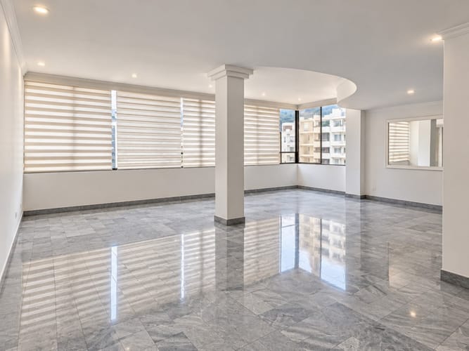 Apartamento de 3 alcobas en venta en Bellavista, Cali, 185 m² · foto 5 de 5
