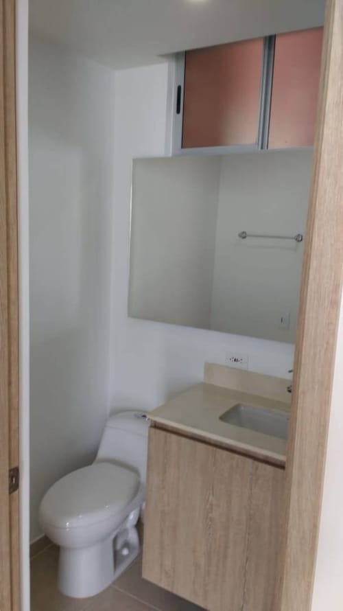 Apartamento de 3 alcobas en venta en Las Lomitas, Sabaneta, 87 m² · foto 5 de 9