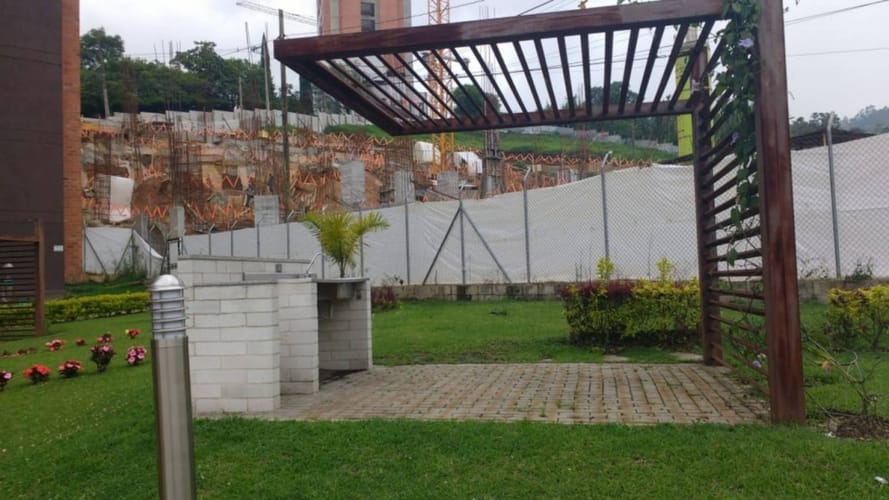 Apartamento de 3 alcobas en venta en Las Lomitas, Sabaneta, 87 m² · foto 7 de 9