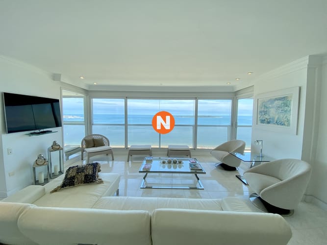 Apartamento en Venta y Alquiler, Mansa, Punta del Este, 4 Dormitorios. · Photo 8