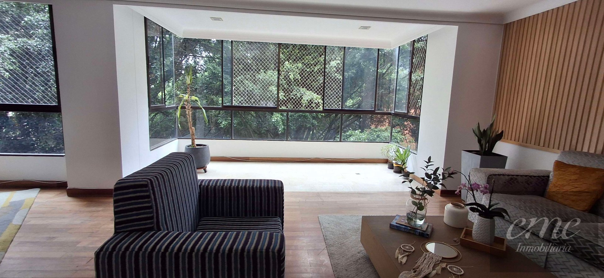 Apartamento en arriendo en El Campestre, Medellín · foto 2 de 20