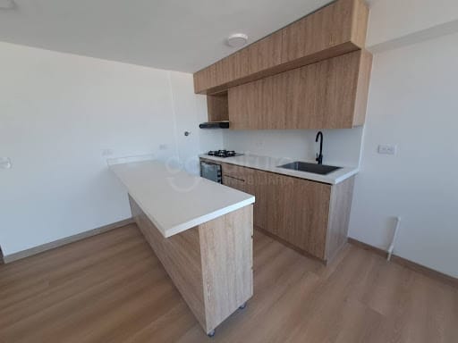 Apartamento de 3 alcobas en arriendo en Bucaros, Bello, 54 m² · foto 3 de 11